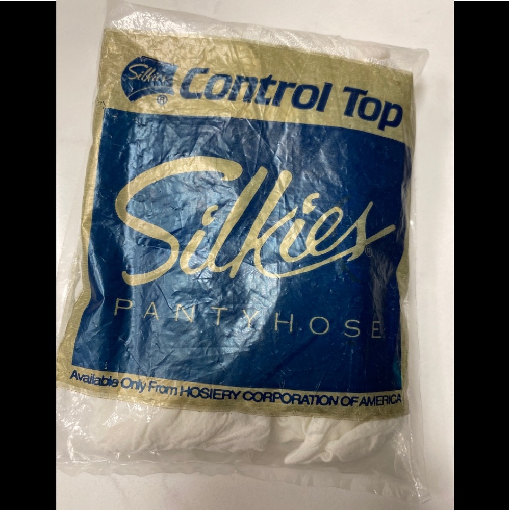 Vintage Silkies control top pantyhose M